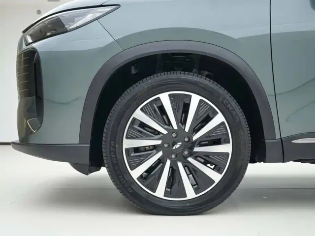 Chery Fengyun T8 — Фото автомобиля 14