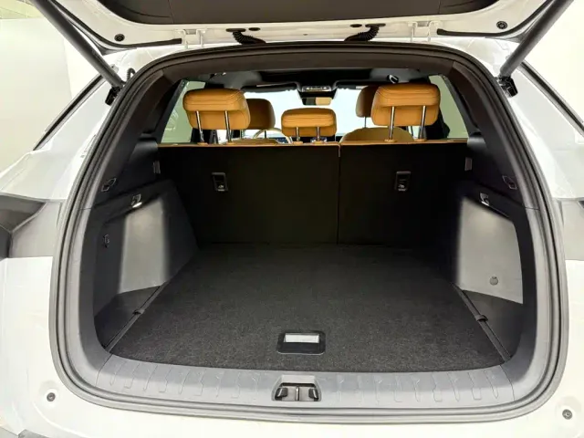 BYD Song L DM-i — Фото автомобиля 6