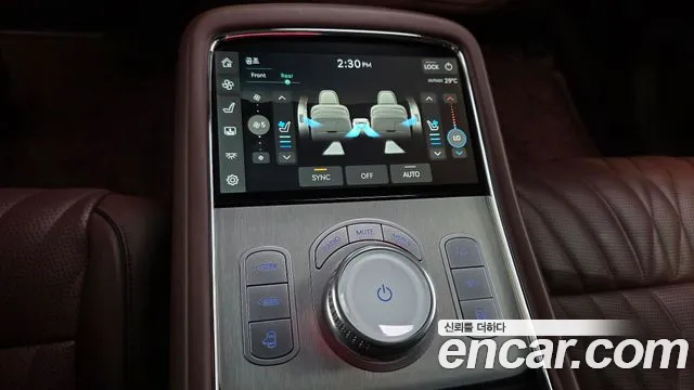 Genesis G90 Бензин 3.5 турбо AWD — Фото автомобиля 19