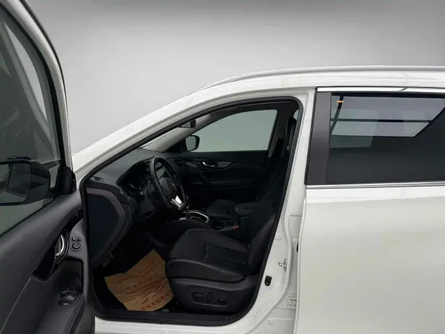 Nissan X-Trail — Фото автомобиля 8