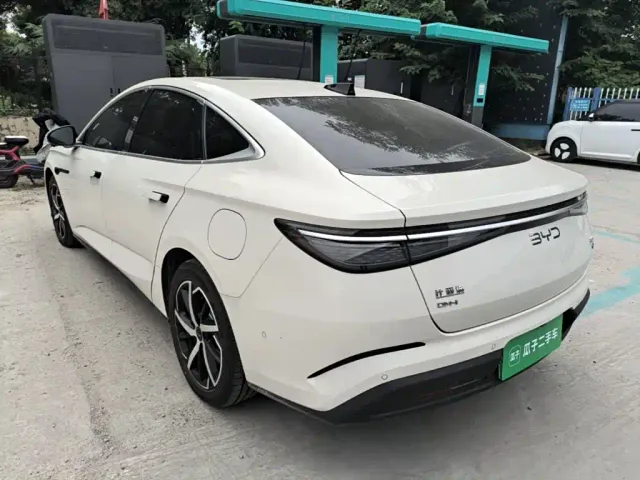 BYD Seal 07 DM-i — Фото автомобиля 4