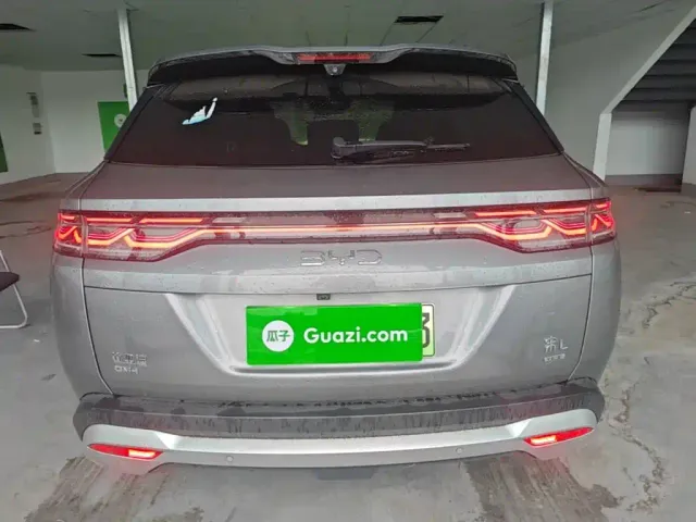 BYD Song L DM-i 2025 Smart Drive 160km Premium — Фото автомобиля 5