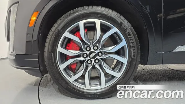 Cadillac XT6 — Фото автомобиля 5