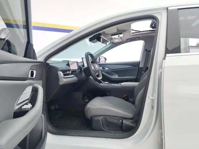 Geely Galaxy A7 — Фото автомобиля 9