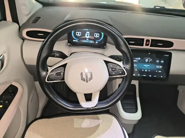 Leapmotor T03 — Фото автомобиля 10