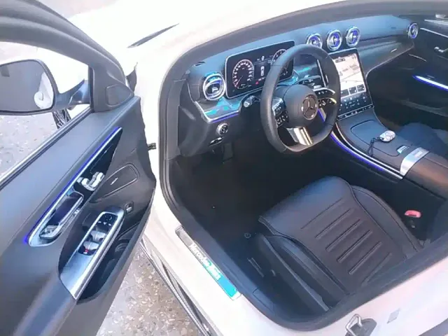 Mercedes-Benz C-Class — Фото автомобиля 15