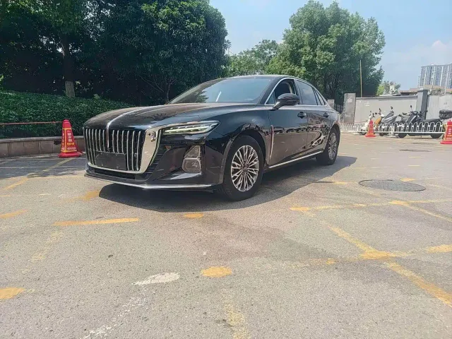 Hongqi H5 — Фото автомобиля 2