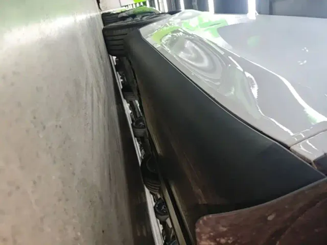 Tesla Model Y — Фото автомобиля 20