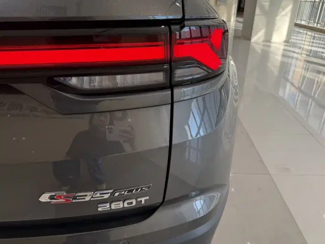 Changan CS35 Plus — Фото автомобиля 12