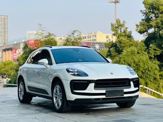Porsche Macan — Фото автомобиля 3