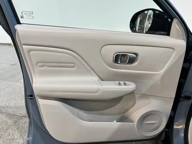 Leapmotor B10 — Фото автомобиля 16