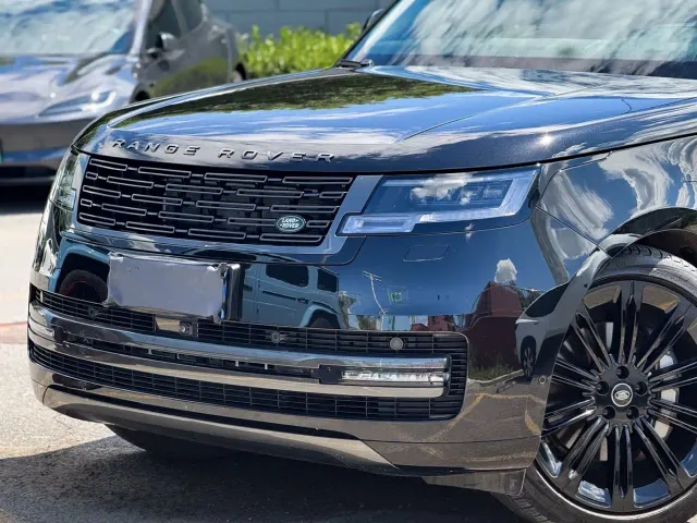 Land Rover Range Rover — Фото автомобиля 14