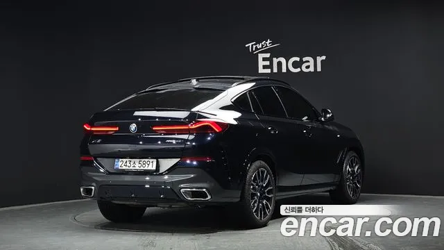 BMW X6 xDrive40i M Sport — Фото автомобиля 2