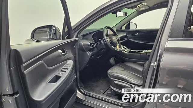Hyundai Santafe — Фото автомобиля 9