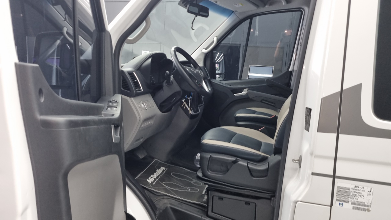 Hyundai Solati Solati 15 мест — Фото автомобиля 10