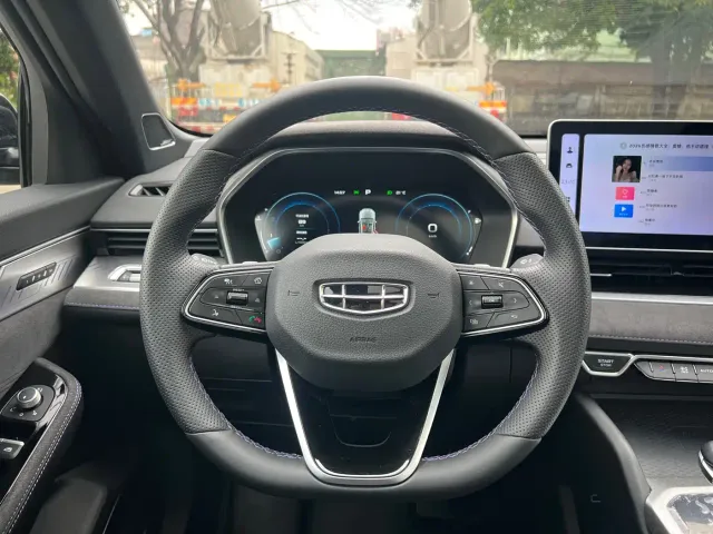 Geely Xingrui — Фото автомобиля 10