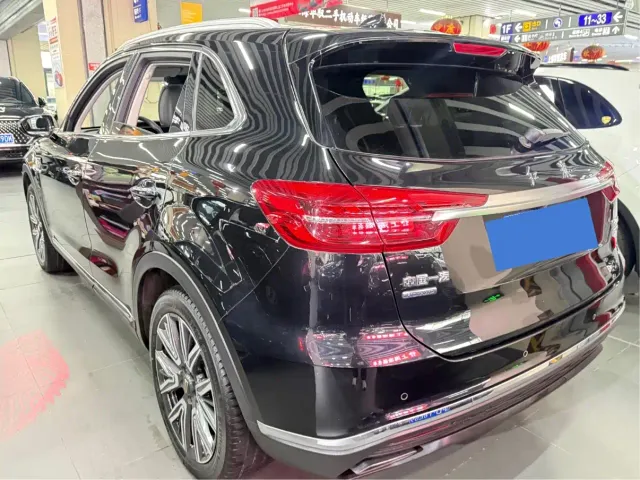 Hongqi HS5 — Фото автомобиля 2