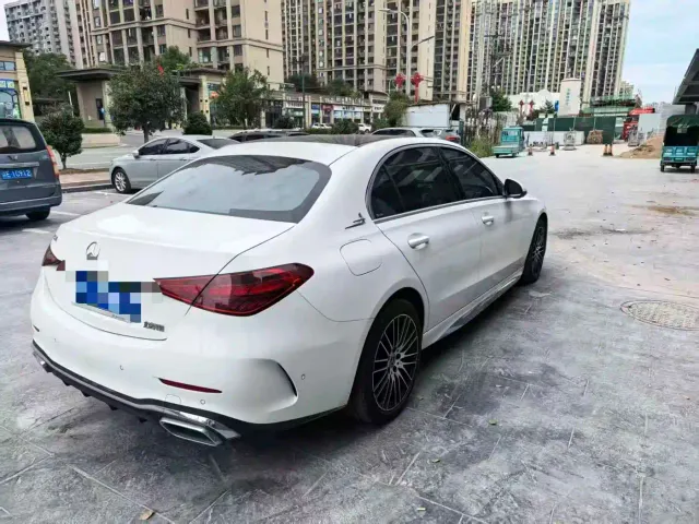 Mercedes-Benz C-Class — Фото автомобиля 2
