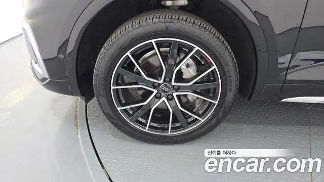 Audi Q5 FY — Фото автомобиля 5