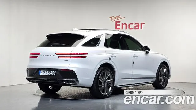 Genesis GV70 — Фото автомобиля 2