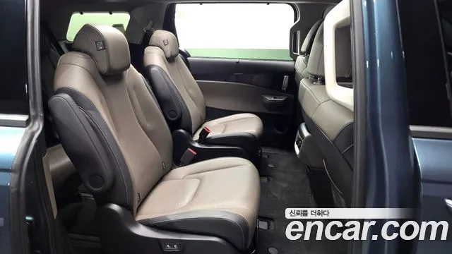 Kia Canival Новый Carnival 4 поколение HEV 9 мест Signature — Фото автомобиля 10