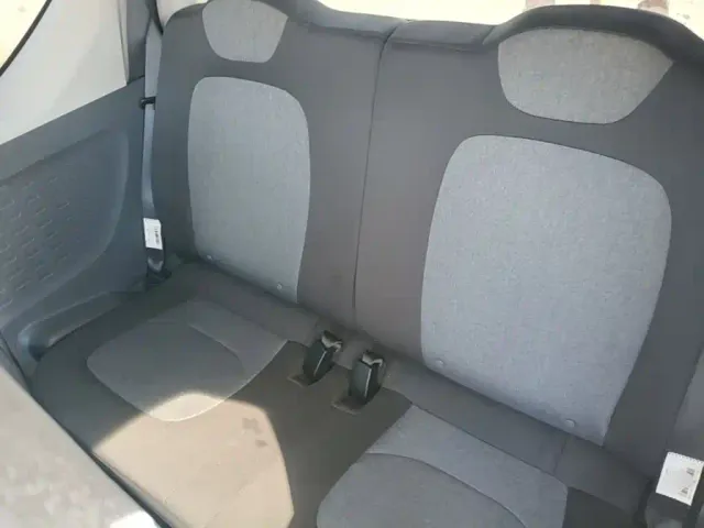 Wuling Hongguang Mini EV — Фото автомобиля 16