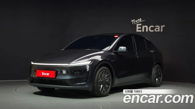 Фотография автомобиля — Tesla Model Y