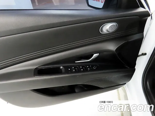 Hyundai Avante CN7 — Фото автомобиля 16