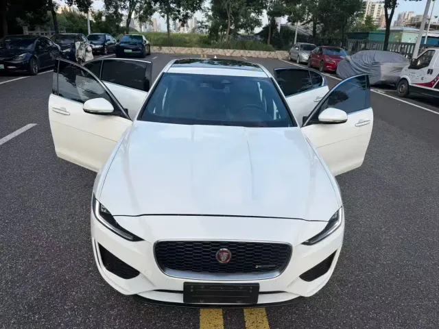 Jaguar XEL — Фото автомобиля 18