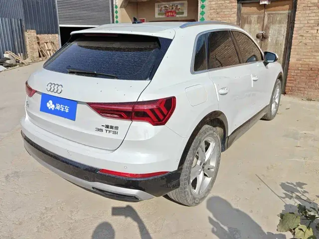 Audi Q3 — Фото автомобиля 3