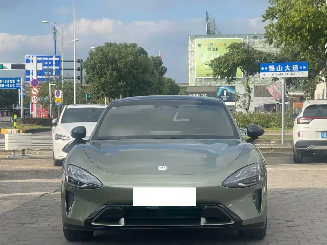 Xiaomi SU7 — Фото автомобиля 2