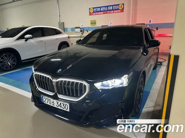 BMW 5 Series G60 — Фото автомобиля 2