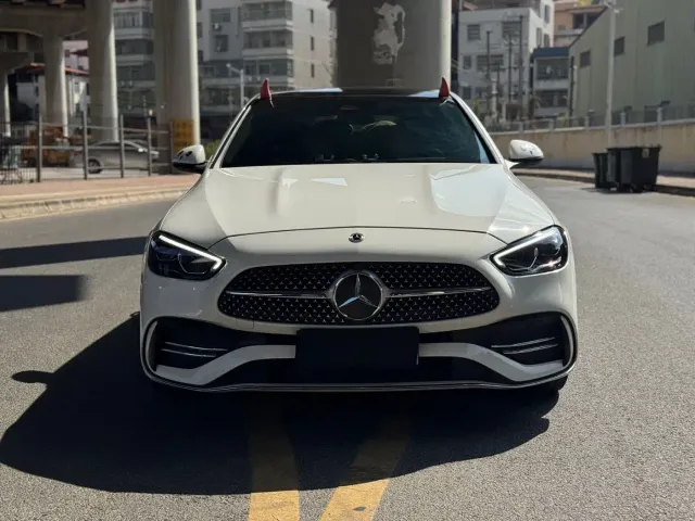 Mercedes-Benz C-Class — Фото автомобиля 2