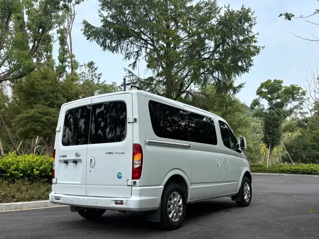 Maxus Xintu V80 — Фото автомобиля 6