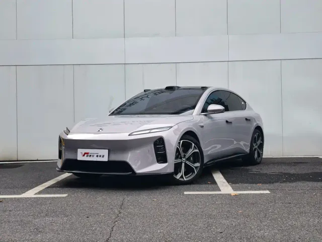 Фотография автомобиля — Nio ET5