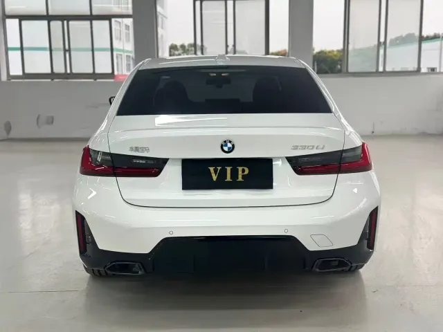 BMW 3 Series — Фото автомобиля 8