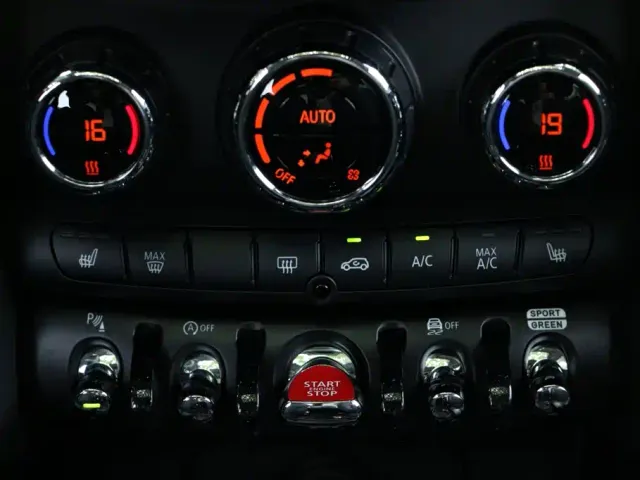 MINI Hatch — Фото автомобиля 26