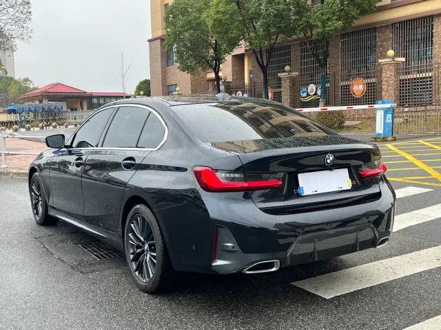 BMW 3 Series — Фото автомобиля 8
