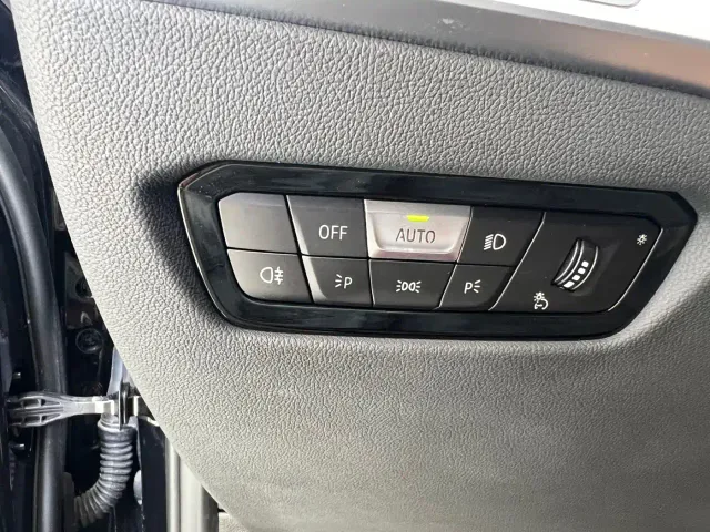 BMW 3 Series — Фото автомобиля 16