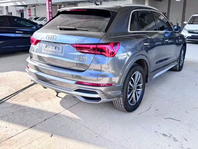 Audi Q3 — Фото автомобиля 3