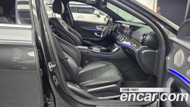 Mercedes-Benz E-Class W213 — Фото автомобиля 17