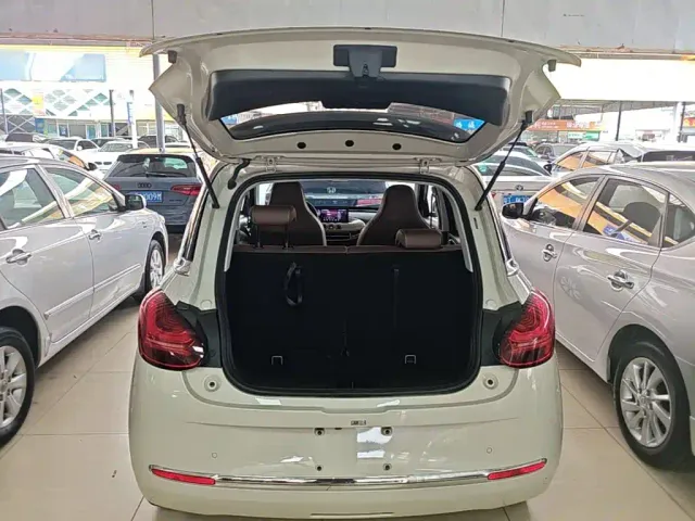 Wuling Bingo — Фото автомобиля 18