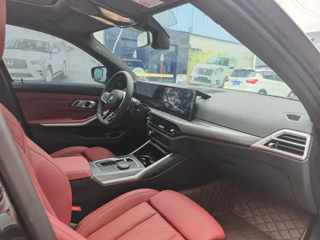 BMW 3 Series — Фото автомобиля 12