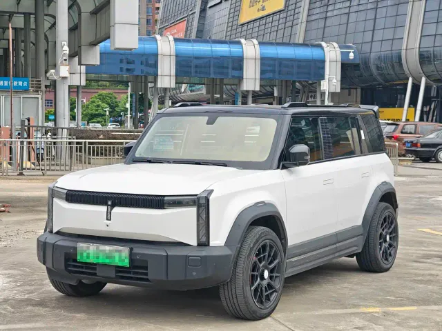 Фотография автомобиля — iCAR 03