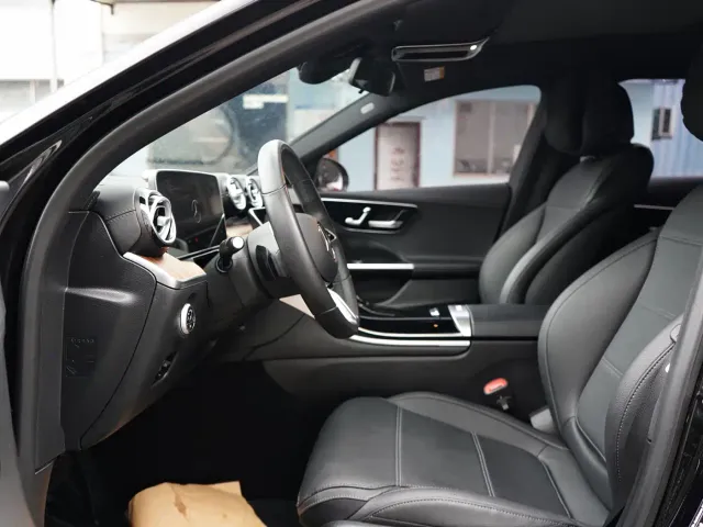 Mercedes-Benz C-Class — Фото автомобиля 4