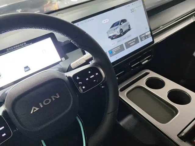 GAC Aion Y — Фото автомобиля 13