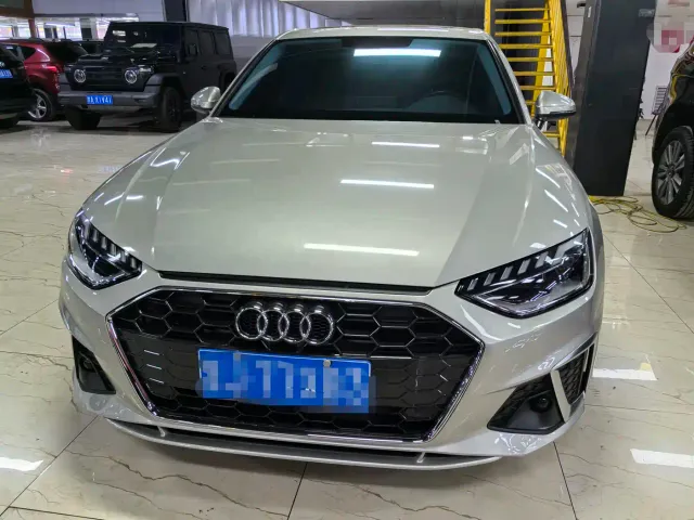 Audi A4L — Фото автомобиля 2