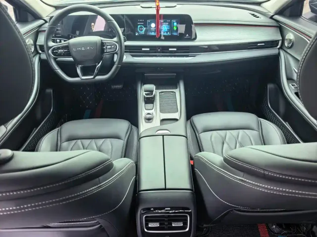 Chery Arrizo 8 — Фото автомобиля 7
