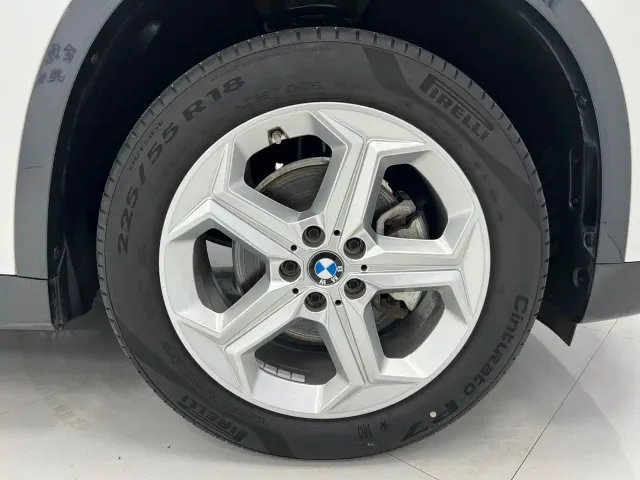 BMW X1 — Фото автомобиля 19