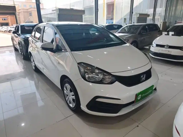 Honda Fit — Фото автомобиля 21